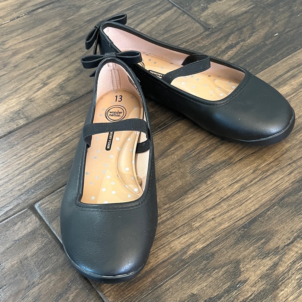 Wonder Nation Girls' Black Dress Shoes with Bow